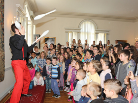 Deca iz opštine Pećinci na prijemu u Belom dvoru