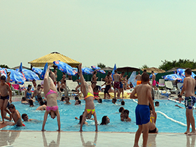 Otvorena kupališna sezona na Bazenima Pećinci