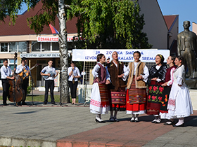Bogatstvo folklornih tradicija Srema u srcu Pećinaca