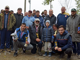 Ribolovci pecali za Strahinju