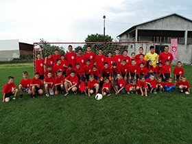 Najmlađi Dečani u prvom planu za Spasovdan