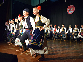 Pećinački folkloraši otvorili Kulturno leto