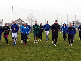 Trener Knežević na slatkim mukama