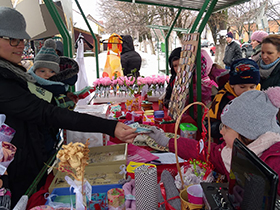 Kreativnim poklonima do nagradnog putovanja