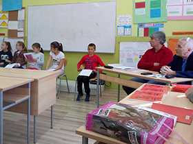 Mladi pisci se družili sa osnovcima u Obrežu