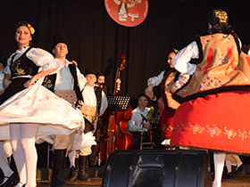 Igrom i pesmom obeležili 35 godina rada