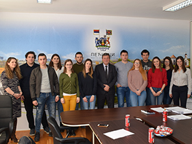 Opština Pećinci stipendira 42 studenta