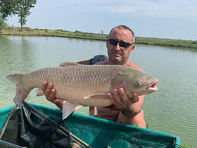 Najveći ulov amur od 9 kilograma