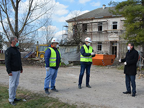 Škola u Karlovčiću do jeseni spremna da dočeka učenike