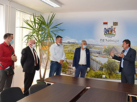 Funkcioneri donirali pola miliona za najsiromašnije