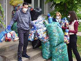 Isporučeno još 450 kg čepova