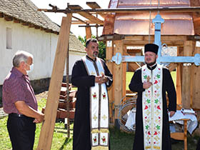 Na hramu u Deču posle 70 godina ponovo sija krst