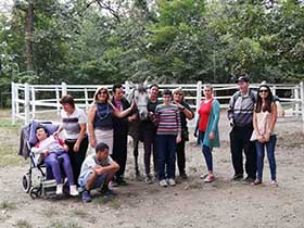 Terapija i podrška uz druženje sa životinjama