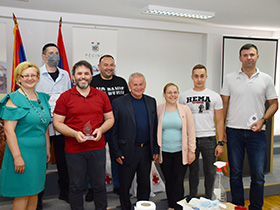 Nagrađeni dobrovoljni davaoci krvi