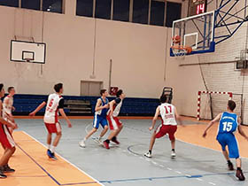 Težak vikend za pećinačke košarkaše