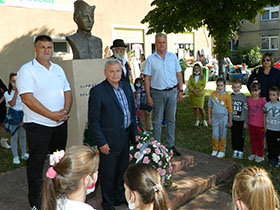 Obaveza današnjih generacija je da poštuju žrtvu predaka