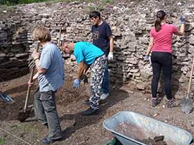 Počeo Arheološki kamp „7/500“