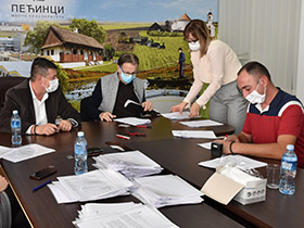 Bespovratna sredstva za 53 domaćinstva