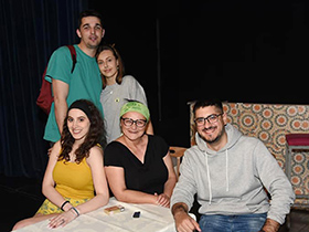 Седам награда за пећиначку „Јелену - жену које нема“