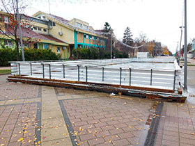 Сутра у подне отвара се клизалиште у Пећинцима