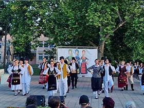 Sutra Vidovdanski koncert DNNT “Pećinci”