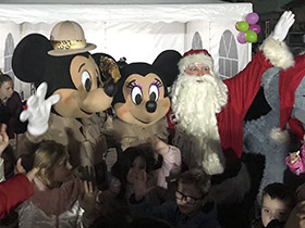 Најмлађи уживали у великој новогодишњој журци на пећиначком шеталишту