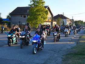Suština brestačkog moto skupa je druženje i dobra zabava