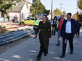 Министарка Сара Павков посетила општину Пећинци