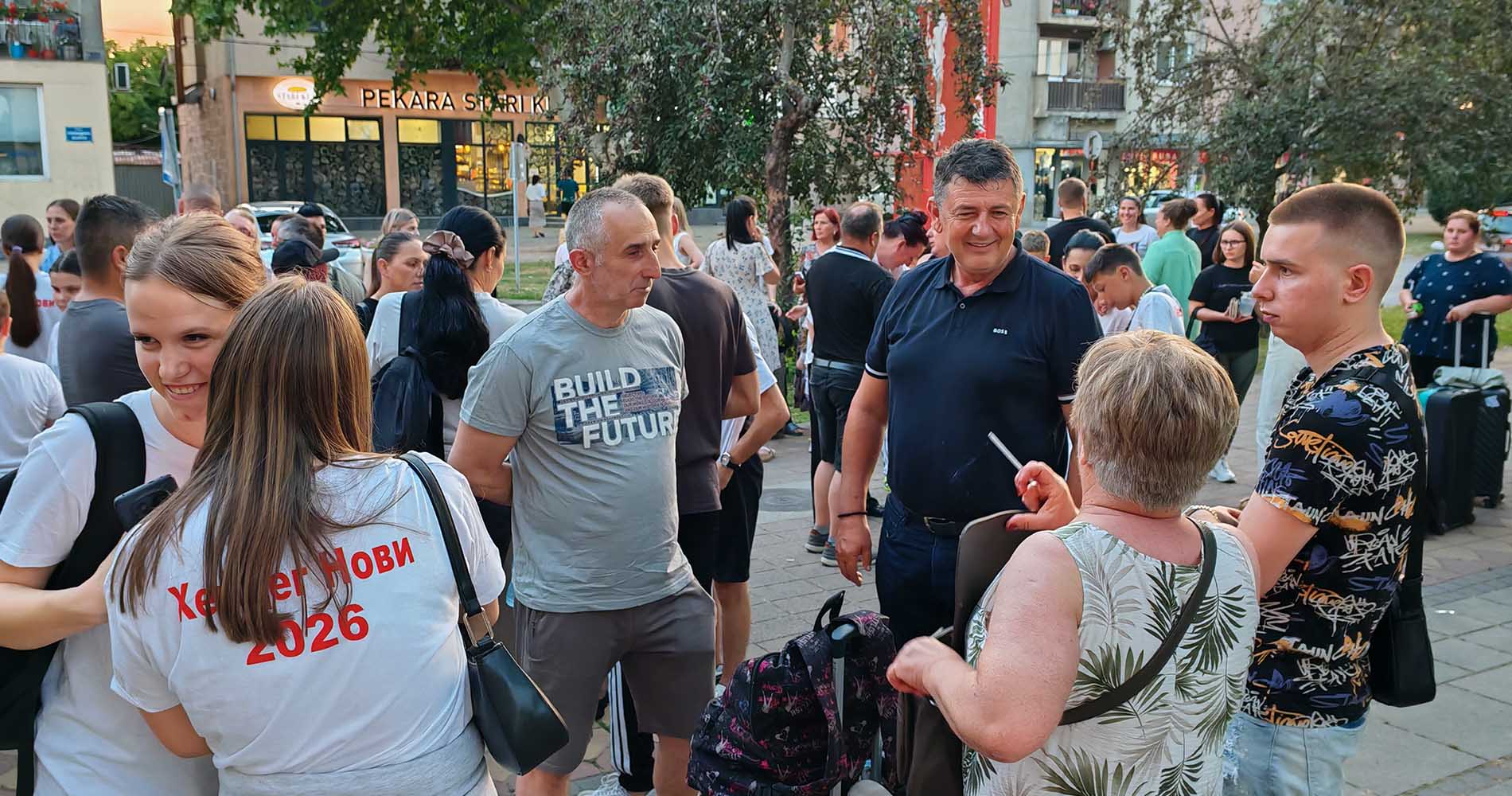Наградно летовање за најуспешније ученике у општини Пећинци (Видео)