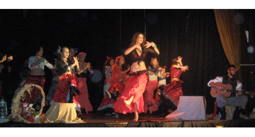 "Cigani lete u nebo" premijerno pred pećinačkom publikom