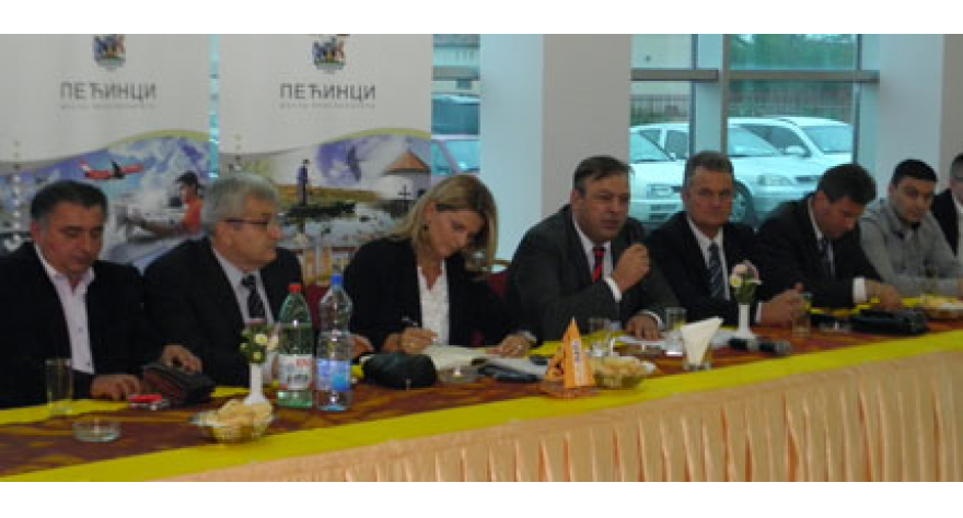 Bolja saradnja opštine Pećinci sa privrednicima