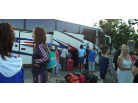 Pećinačka deca na letovanju preko Crvenog krsta