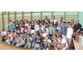 Tablet svakom četvrtaku u opštini Pećinci