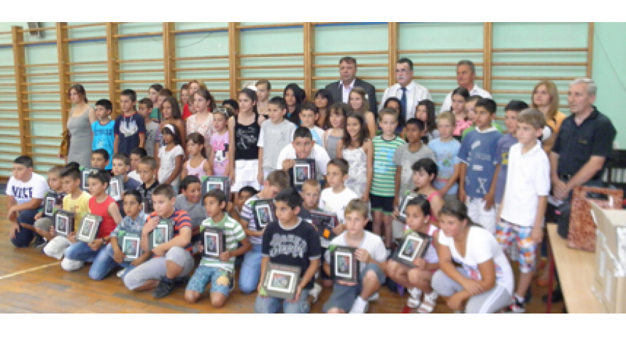 Tablet svakom četvrtaku u opštini Pećinci