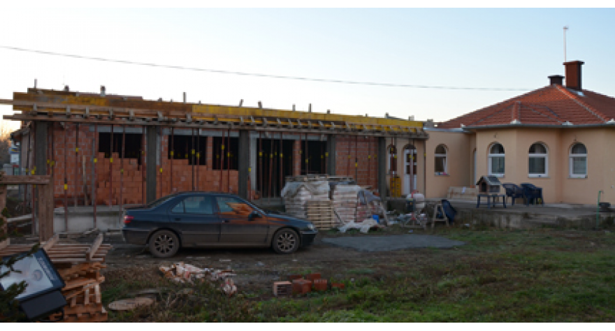 Crkvena sala pod krovom do Nove godine