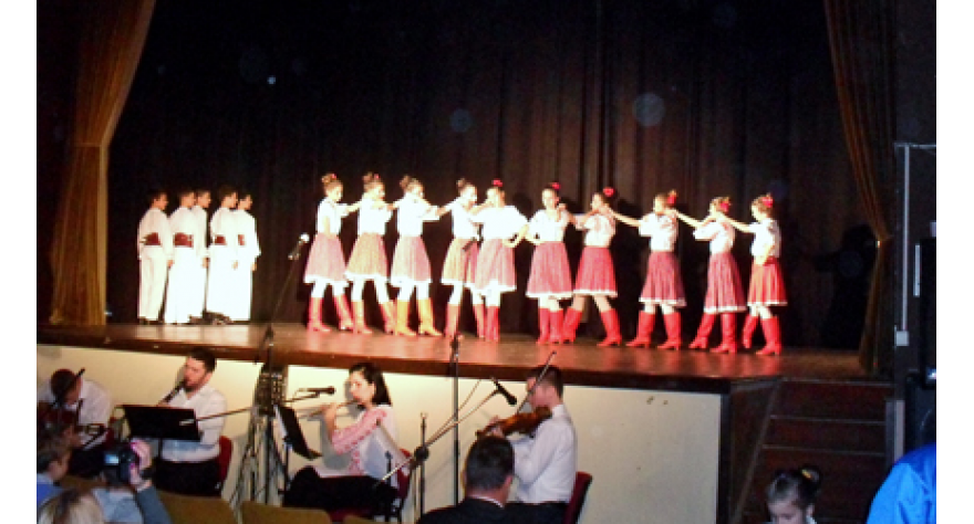 Poetsko-folklorno veče u Kulturnom centru