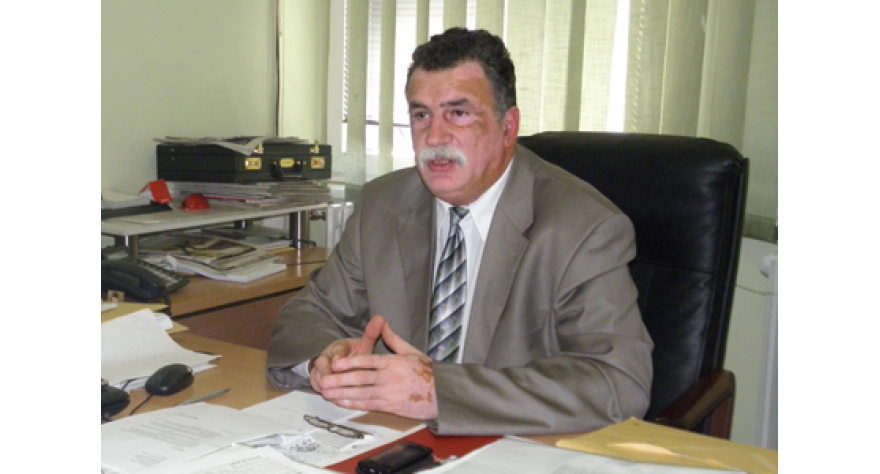 Za direktorska mesta 15 kandidata