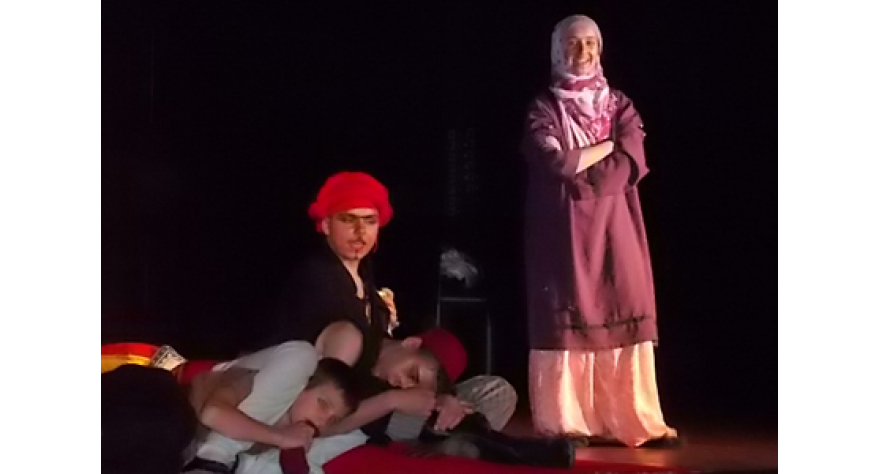 "Aladinova čarobna lampa" premijerno odigrana u Pećincima