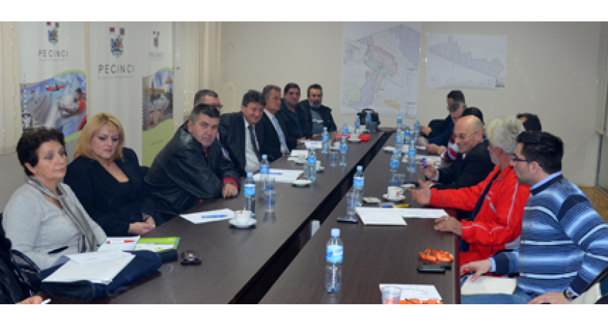 Za investicije u mesnim zajednicama 300 miliona