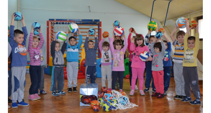 60 лопти за пећиначке предшколце