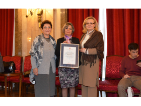 Sa predstavnicima Crvenog krsta Pećinci