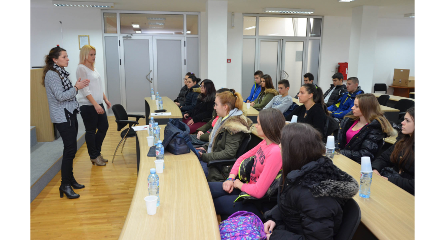 Pećinački srednjoškolci u lokalnoj samoupravi