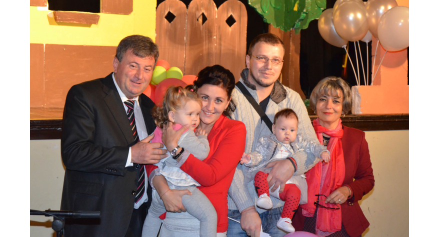 Svakom novorođenčetu 40.000