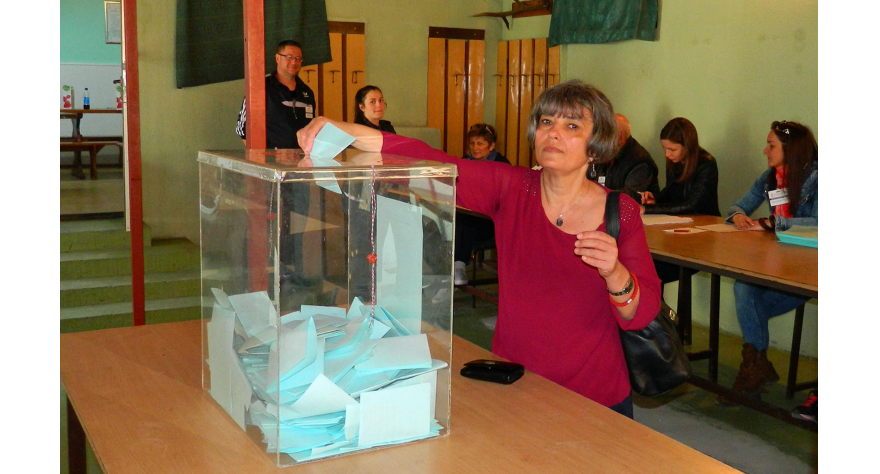 Do 15 časova glasalo 7.087 građana pećinačke opštine