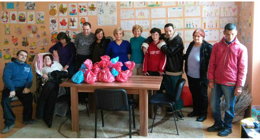 Uskršnji paketići za decu iz Dnevnog boravka u Subotištu