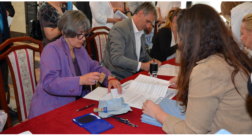 Opštini Pećinci preko 2 miliona za regresiranje prevoza učenika