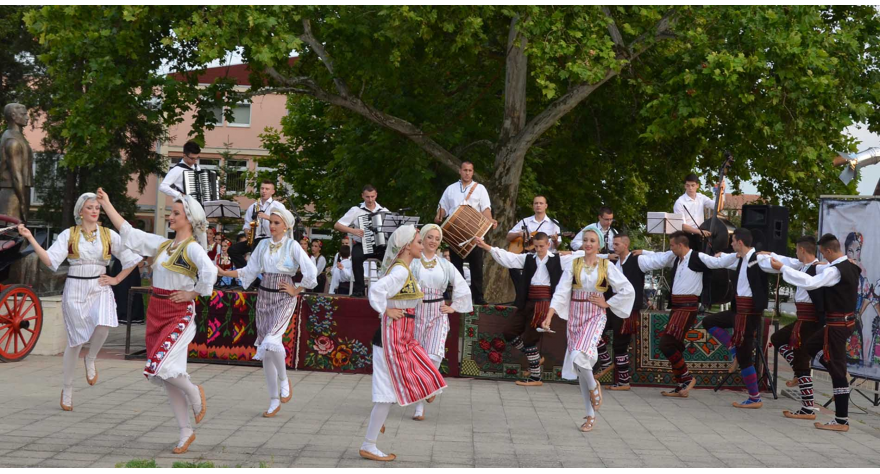 Folklor je uvek u modi