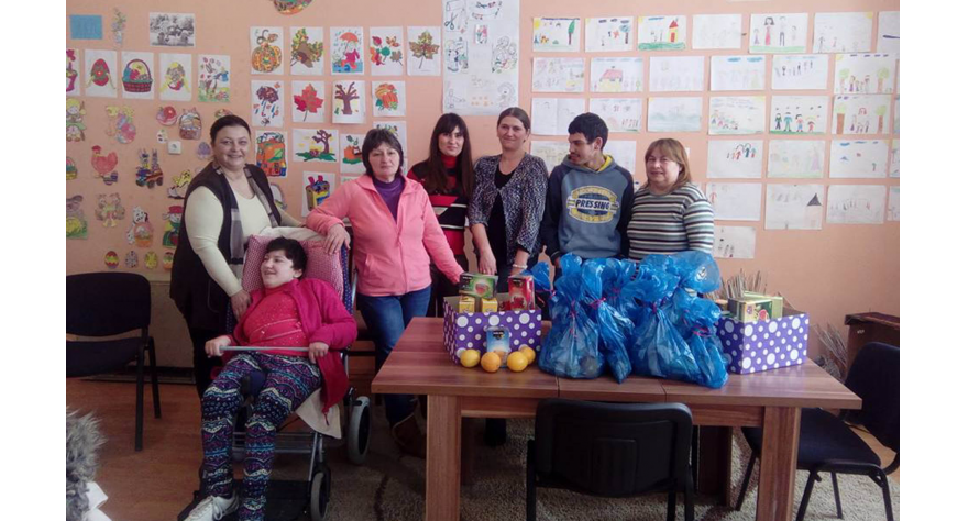 Šimanovčanke obradovale mališane