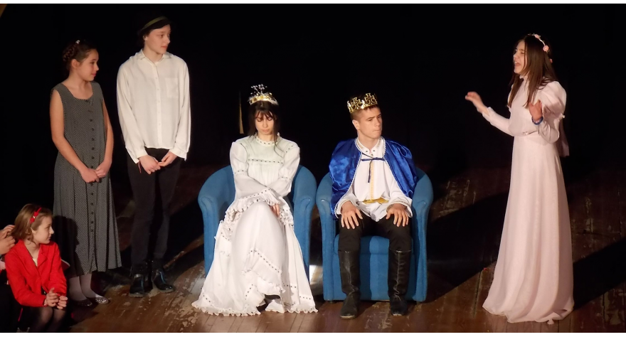 Tri predstave se plasirale na Zonsku smotru