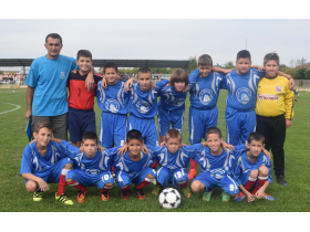 II mesto - "Hajduk 1932" Šimanovci